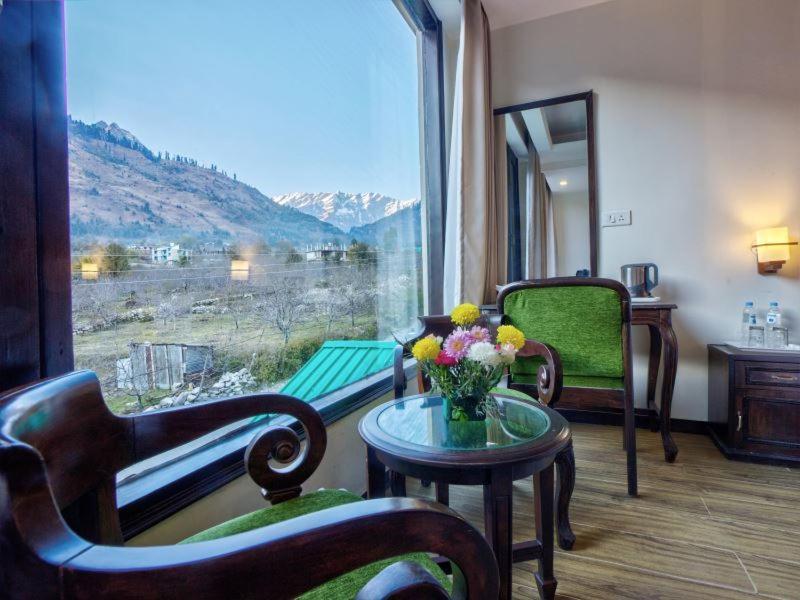 The Katoch Grand Resort Manali  Exterior photo